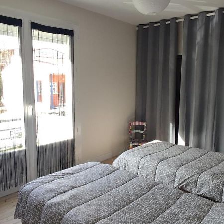 Idealement Situe, Tout A Pied, 60M2 Saint-Georges-de-Didonne Luaran gambar